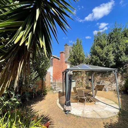 Le Patio, Coeur De Ville Avec Garage Et Jardin 瓦讷 外观 照片