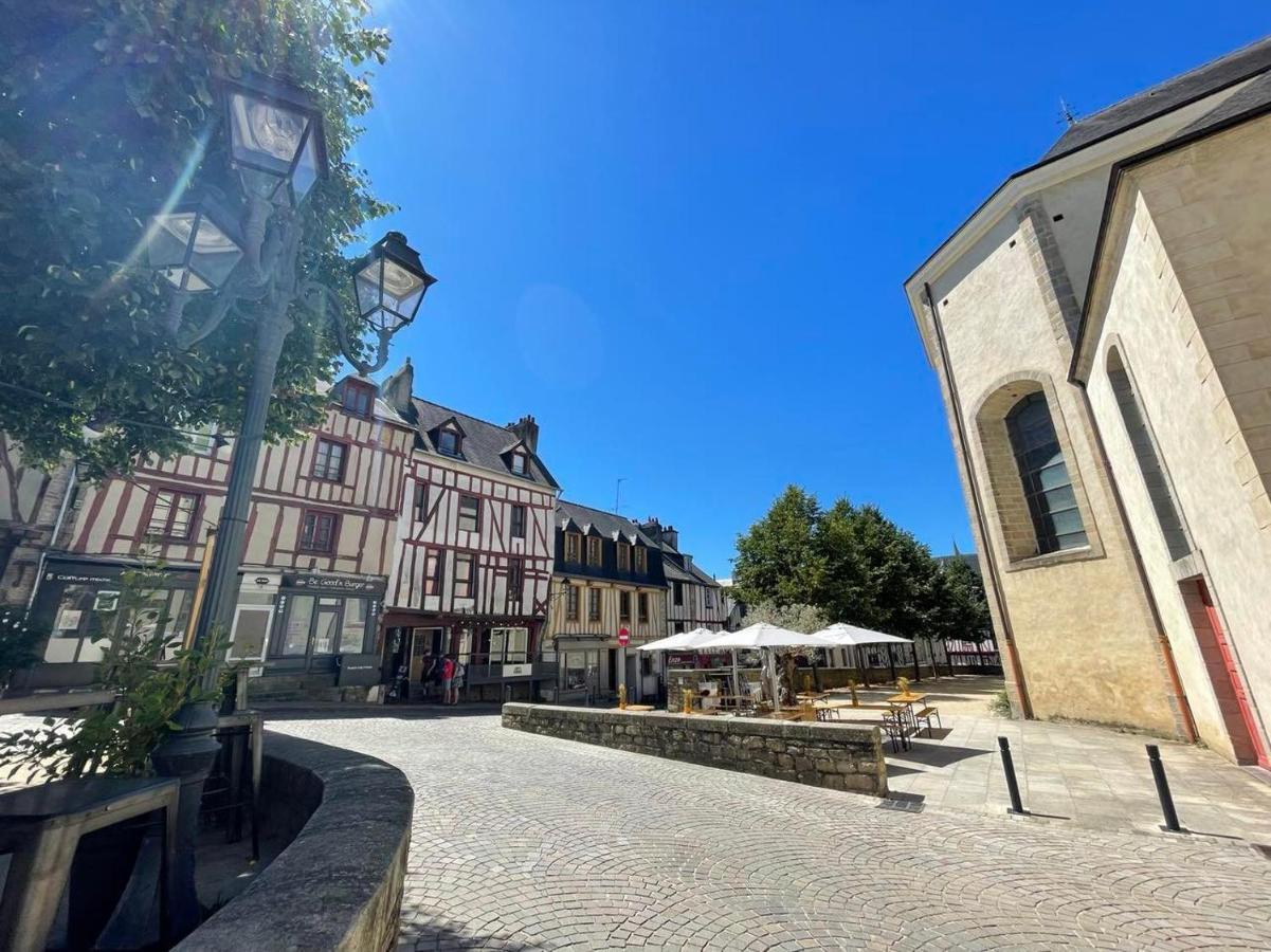 Le Patio, Coeur De Ville Avec Garage Et Jardin 瓦讷 外观 照片